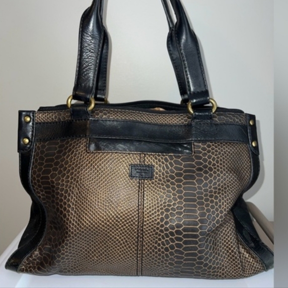 Fossil Handbags - Fossil Elegant Black and Brown Shoulder Bag